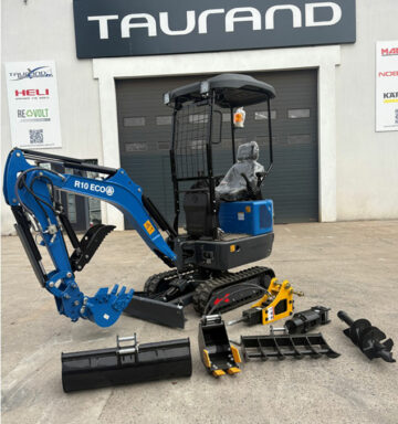 pelleteuse 1 tonne RIPPA R10-6 vue avant minipelle compacte chantier