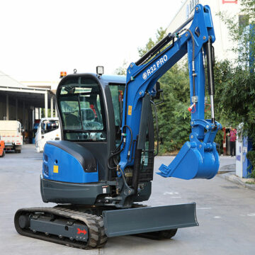 Mini pelle Rippa R32 Pro 3 tonnes avec moteur Kubota sur chenilles