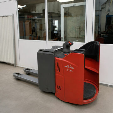Transpalette électrique autoporté FENWICK T20SP 2200 kg occasion reconditionnée